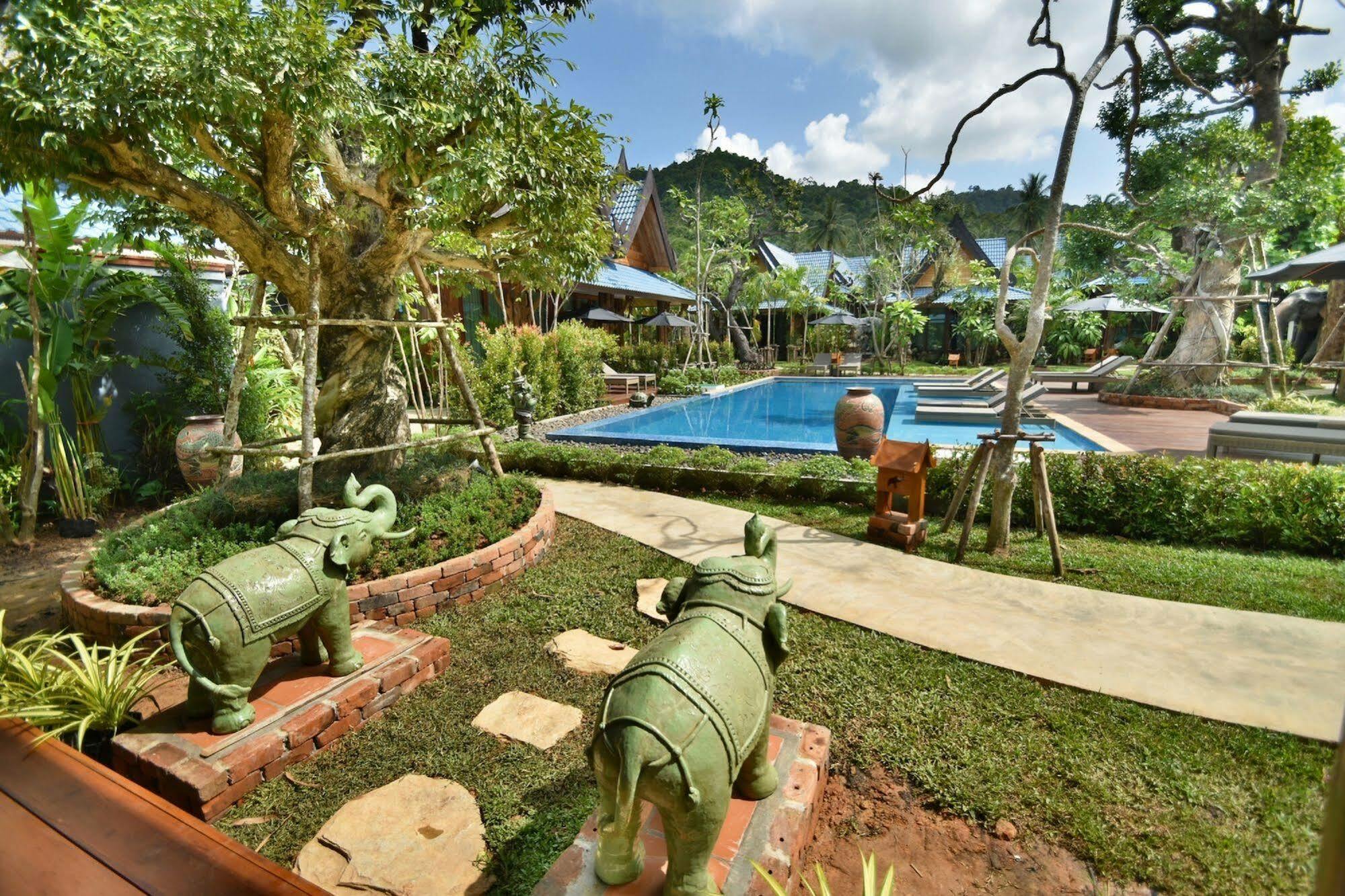 The Nine Thipthara Klongson Resort Ban Nong Thale Ngoại thất bức ảnh